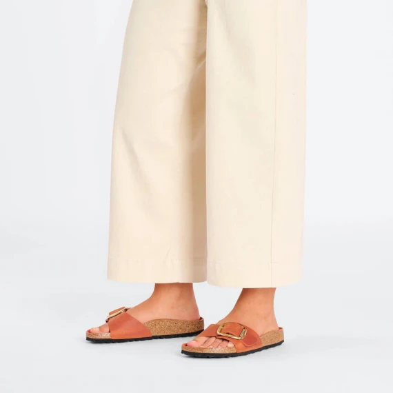 Sandalo Madrid big bukle pelle oliata burnt orange 