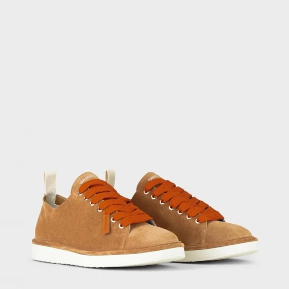 Scarpa P01 in suede cuoio con lacci arancio 