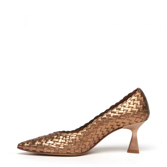 Decolleté 10793 in pelle intrecciata bronzo 