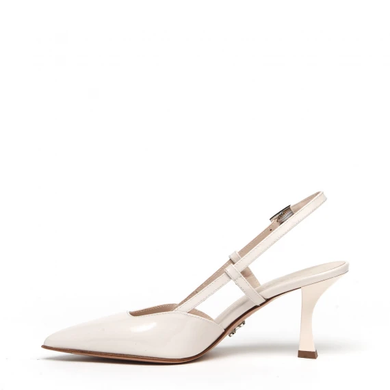 Slingback Joanna in pelle verniciata 