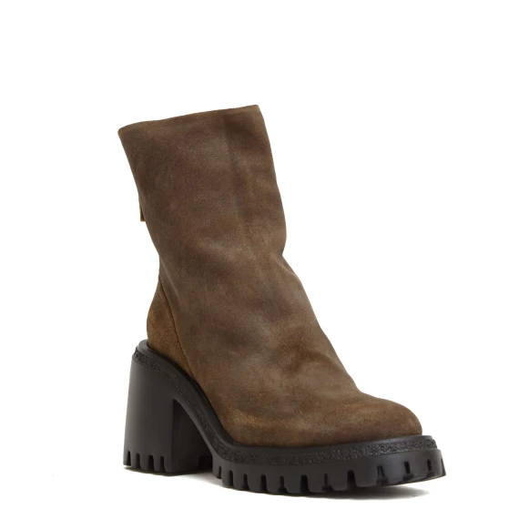 stivaletto camoscio marrone